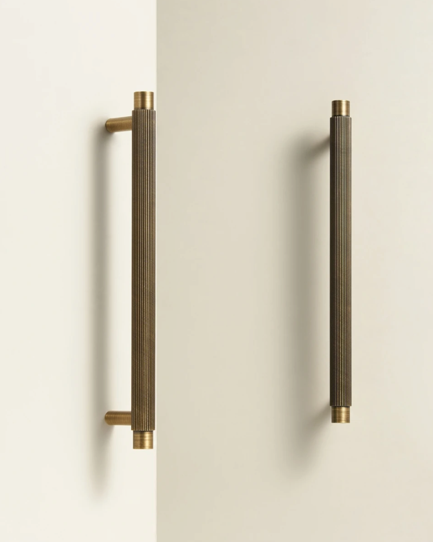Antique Brass Cabinet Pulls &amp; Knobs - Luxury Linear Solid Brass Hardware – Mid-Century Modern Hardware