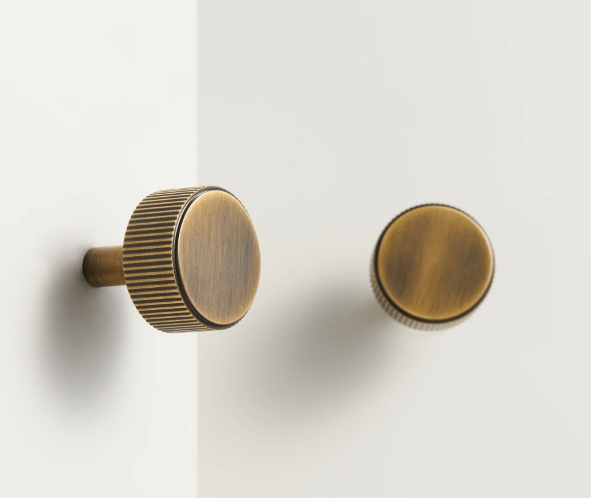 Antique Brass Cabinet Pulls &amp; Knobs - Luxury Linear Solid Brass Hardware – Industrial Modern Hardware